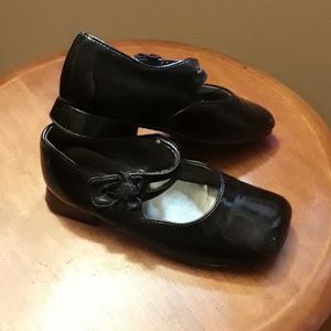 Girls size 11 Rachel's